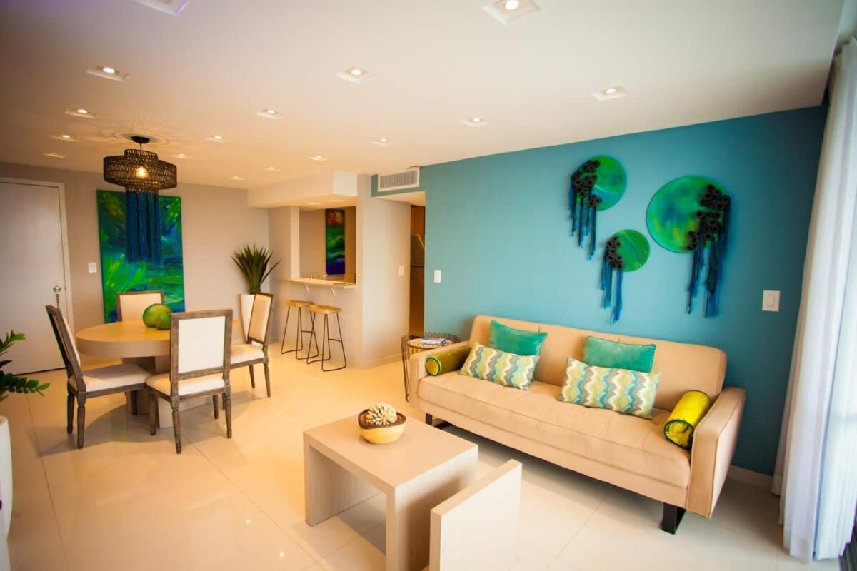 2Br Gem Ocean Front Building Isla Verde Beach Сан Хуан Екстериор снимка