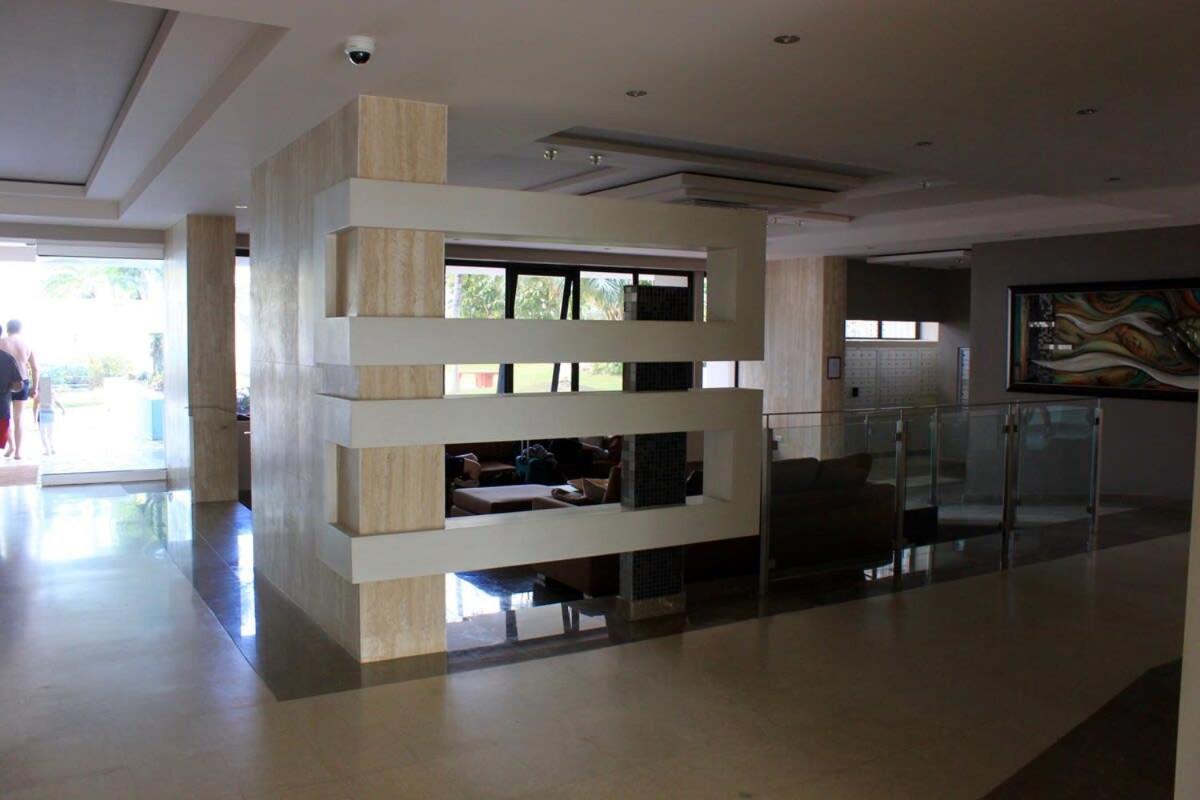 2Br Gem Ocean Front Building Isla Verde Beach Сан Хуан Екстериор снимка