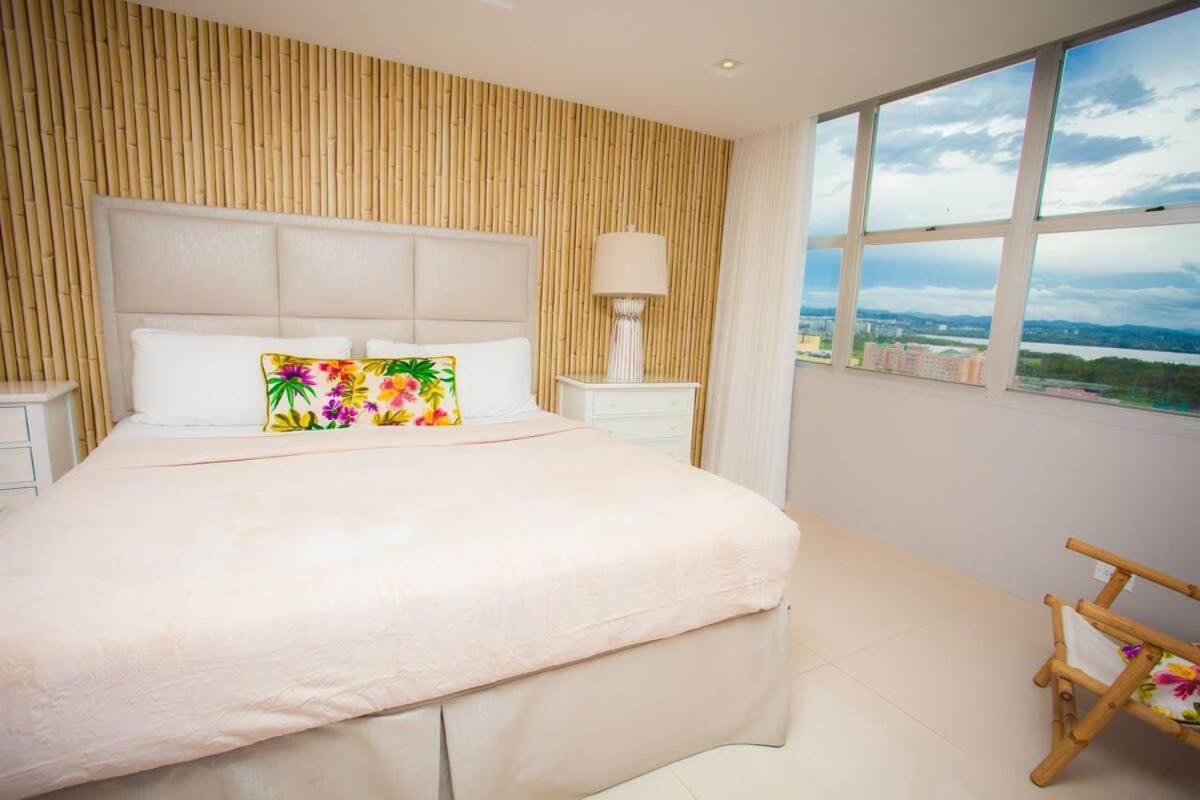 2Br Gem Ocean Front Building Isla Verde Beach Сан Хуан Екстериор снимка