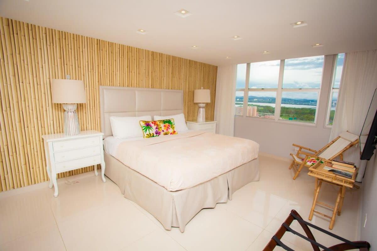 2Br Gem Ocean Front Building Isla Verde Beach Сан Хуан Екстериор снимка